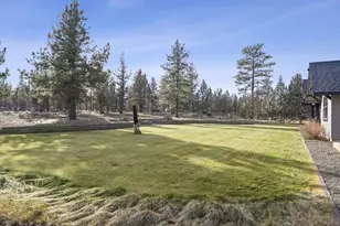 67554 Trout Ln, Bend, OR 97703 - Photo 49