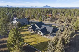 67554 Trout Ln, Bend, OR 97703 - Photo 73