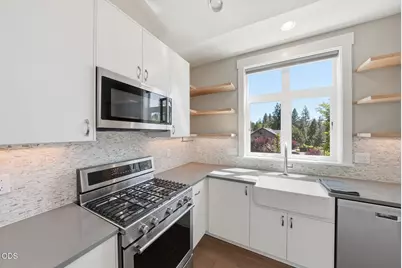 1913 NW Monterey Mews # 8, Bend, OR 97703 - Photo 17