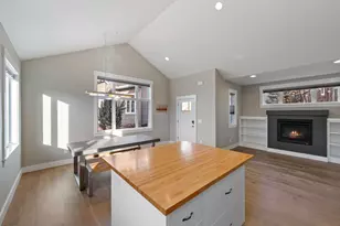 1913 NW Monterey Mews, Bend, OR 97703 - Photo 21