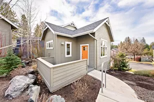 1913 NW Monterey Mews, Bend, OR 97703 - Photo 9