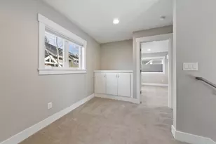 1913 NW Monterey Mews, Bend, OR 97703 - Photo 35