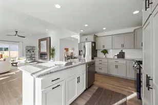 824 Quail Park Cir, Klamath Falls, OR 97601 - Photo 17