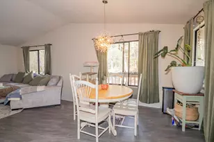 323 Roan Dr, Grants Pass, OR 97526 - Photo 15