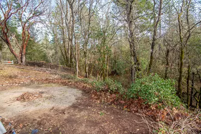 323 Roan Drive, Grants Pass, OR 97526 - Photo 57