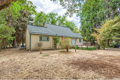 3311 Rogue River Highway, Gold Hill, OR 97525 - Photo 5