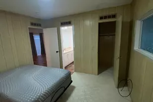 1055 N 5th St, Jacksonville, OR 97530 - Photo 15