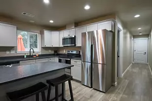 144 SW Susan Ln, Grants Pass, OR 97526 - Photo 7