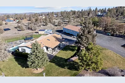 2165 SE Madras Road, Madras, OR 97741 - Photo 31