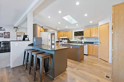 2165 SE Madras Road, Madras, OR 97741 - Photo 9