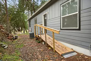 7743 Rogue River Hwy, Rogue River, OR 97537 - Photo 23