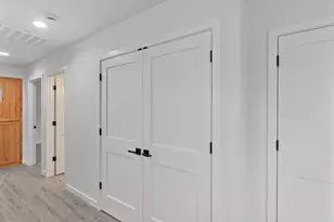 1637 Carnahan Dr, Grants Pass, OR 97527 - Photo 13