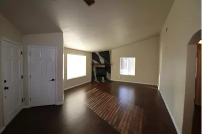 3555 South Village Drive, Medford, OR 97504 - Photo 9