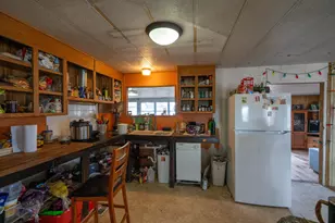 65665 SW 61st St, Bend, OR 97703 - Photo 9