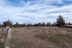 65665 SW 61st St, Bend, OR 97703 - Photo 23