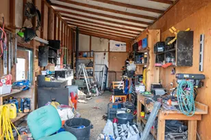 65665 SW 61st St, Bend, OR 97703 - Photo 35