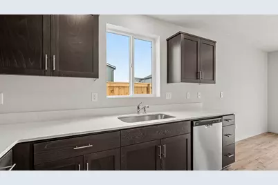 239 Darlington Street, Medford, OR 97501 - Photo 9