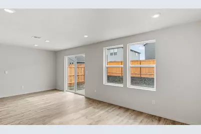 239 Darlington Street, Medford, OR 97501 - Photo 3