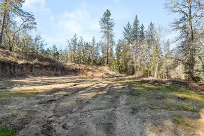 437 Cumberland Drive, Grants Pass, OR 97527 - Photo 25