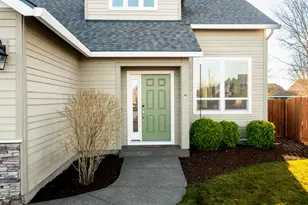 1325 NW 16th Ct, Redmond, OR 97756 - Photo 3