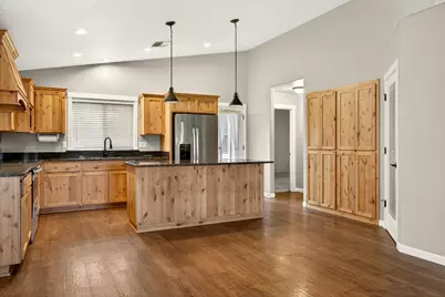 1743 Kellenbeck Avenue, Grants Pass, OR 97527 - Photo 9