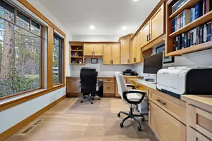 61469 Tam McArthur Loop, Bend, OR 97702 - Photo 15