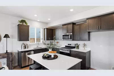 21220 SE Pelee Drive, Bend, OR 97702 - Photo 5