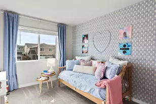 21564 SE Etna Pl, Bend, OR 97702 - Photo 25