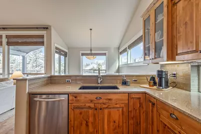 20870 Golden Gate Place, Bend, OR 97702 - Photo 9