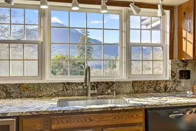 1979 Upper Applegate Road, Jacksonville, OR 97530 - Photo 15