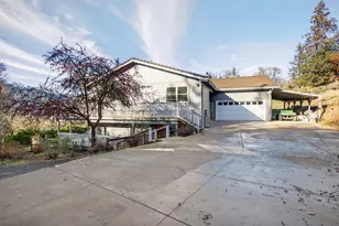 1979 Upper Applegate Rd, Jacksonville, OR 97530 - Photo 67