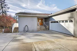 1979 Upper Applegate Rd, Jacksonville, OR 97530 - Photo 5