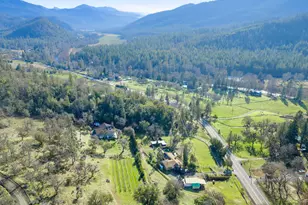 1979 Upper Applegate Rd, Jacksonville, OR 97530 - Photo 57