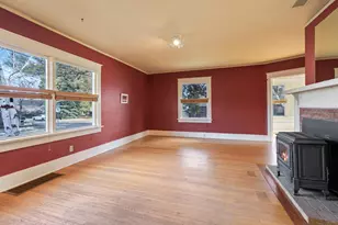 1545 NW 3rd St, Bend, OR 97703 - Photo 11