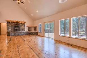 17879 Kodiak Ln, Bend, OR 97707 - Photo 5