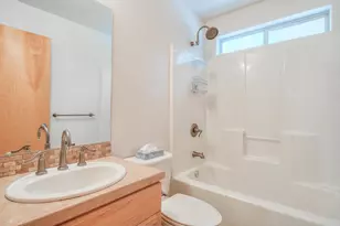 17879 Kodiak Ln, Bend, OR 97707 - Photo 15