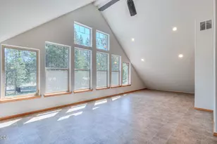 17879 Kodiak Ln, Bend, OR 97707 - Photo 19