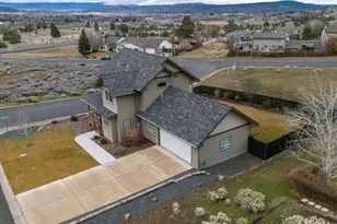 540 Crestdale Way, Klamath Falls, OR 97603 - Photo 5