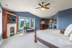 3209 NW Fairway Heights Dr, Bend, OR 97703 - Photo 33