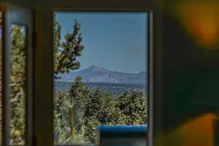 3209 NW Fairway Heights Dr, Bend, OR 97703 - Photo 35