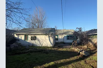 1031 W 10th Street, Medford, OR 97501 - Photo 19