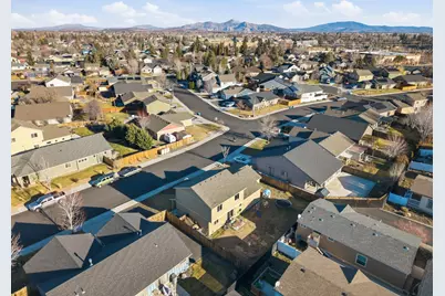 2548 SW Kalama Avenue, Redmond, OR 97756 - Photo 25