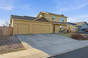 2548 SW Kalama Ave, Redmond, OR 97756 - Photo 29