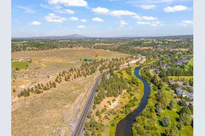 64767 Cook Avenue, Bend, OR 97703 - Photo 45