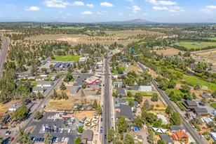 64767 Cook Ave, Bend, OR 97703 - Photo 43