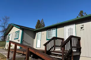 2138 Angle St, Klamath Falls, OR 97601 - Photo 3