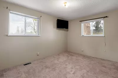 62946 Florence Drive, Bend, OR 97701 - Photo 13