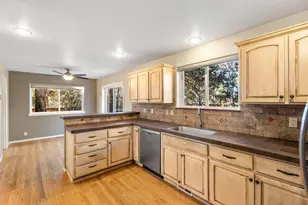 789 SE Airpark Dr, Bend, OR 97702 - Photo 37