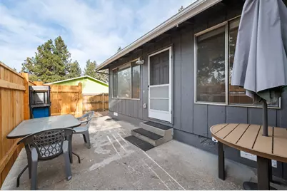 546 SE Centennial Street, Bend, OR 97702 - Photo 3