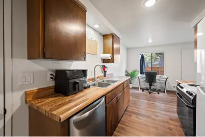 546 SE Centennial Street, Bend, OR 97702 - Photo 13